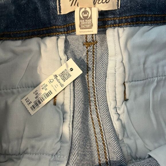 NWT Madewell Calvert Wash Blue Denim Tapered Trouser Jeans Women's Size 30 - Picture 5 of 7